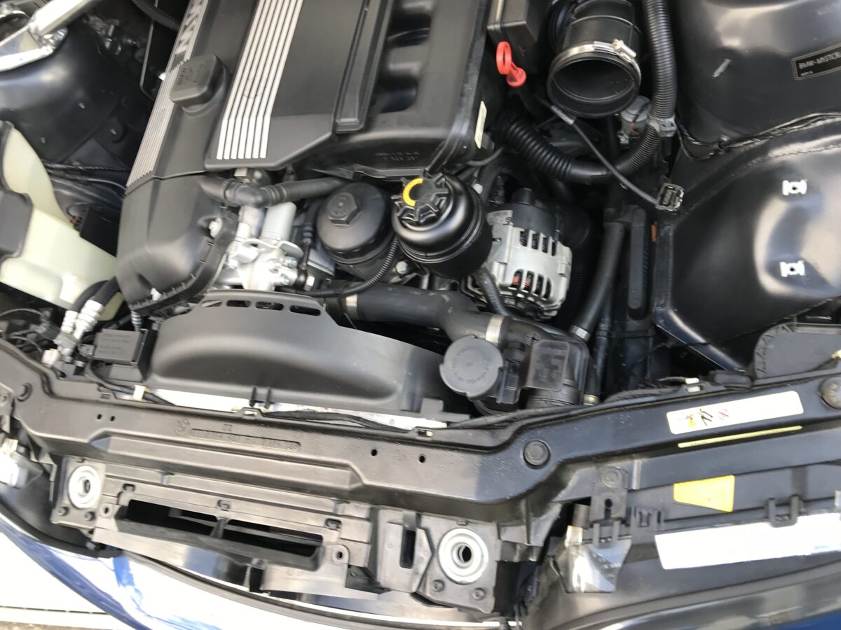 パワーステアリングフルードを交換したらハンドルが軽くなった Changing power steering fluid | BMW E46  カブリオレな話