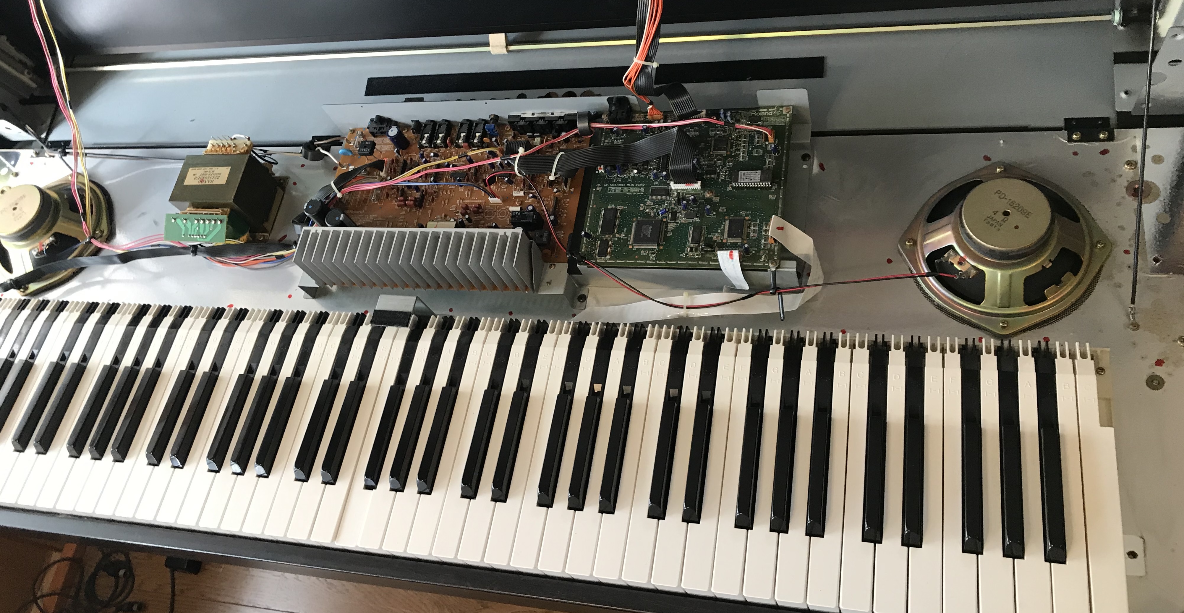 Roland HP2800 電子ピアノ